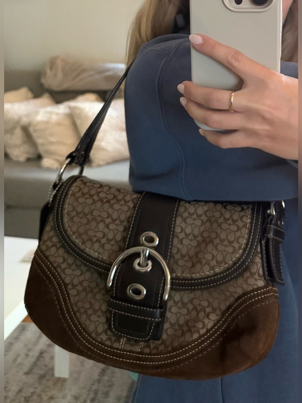 Vintage Y2K Coach SoHo Signature Buckle Shoulder Bag
